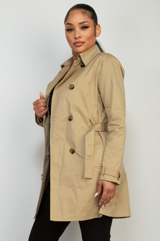 Gabardina midi con cinturón y doble botonadura