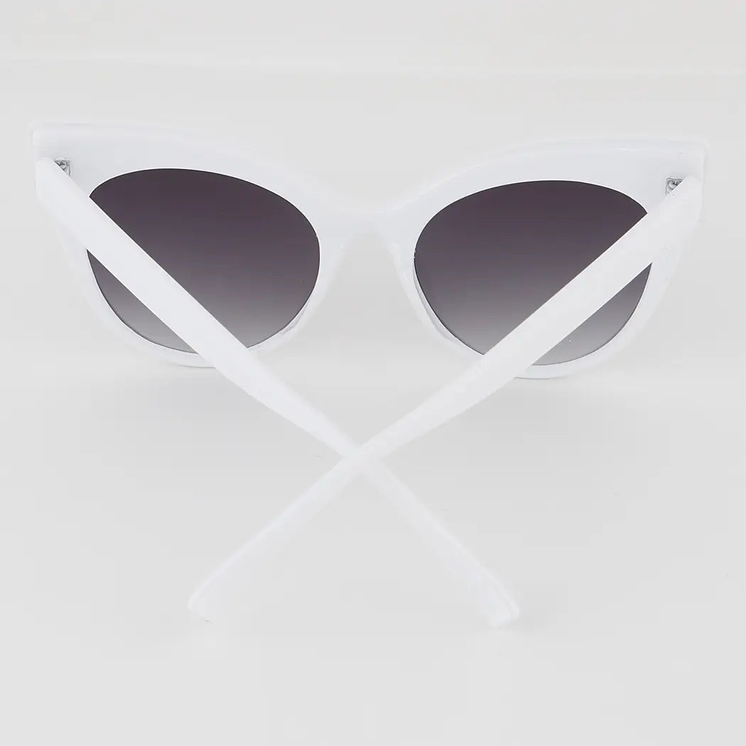 Gafas de sol sencillas de ojo de gato
